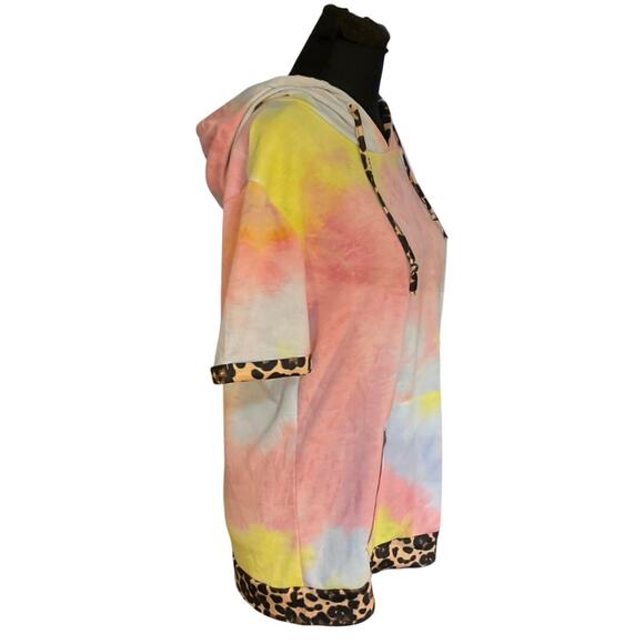 Jody K Pastel Tie Dyed Short Sleeve Animal Print Hoodie Size S - Picture 2 of 9